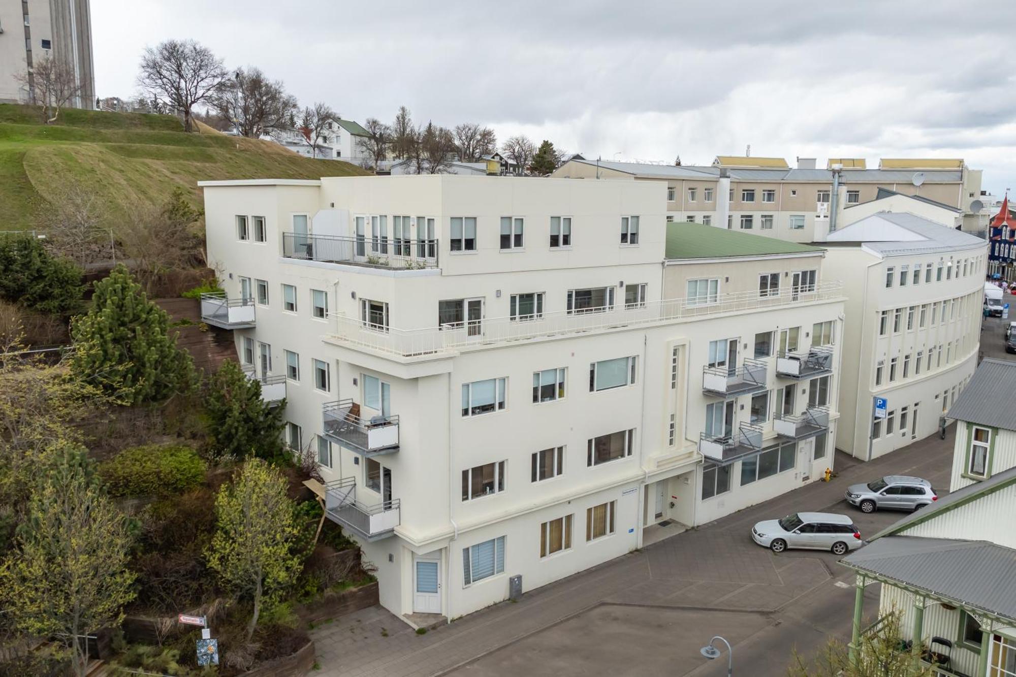 Charming Deluxe Apartment Акурейри Стая снимка